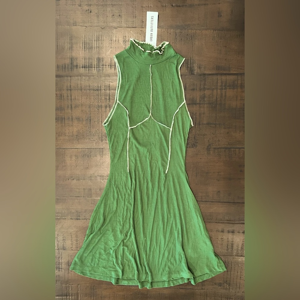 Urban Outfitters green dress 💚